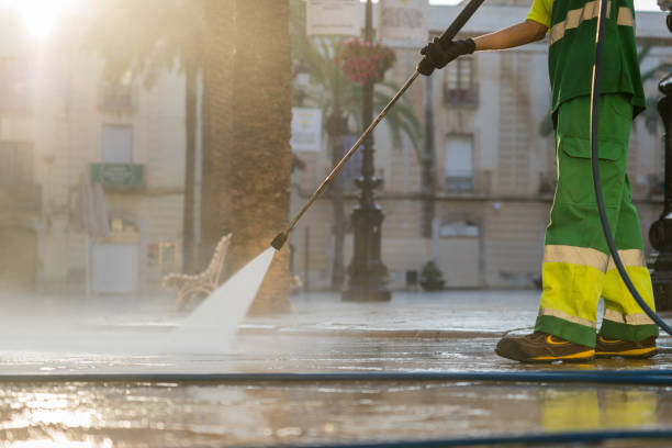 Best Pressure Washing Siding  in West Mountain, UT